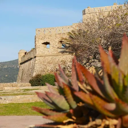 Apartment Emplacement Ideal 3 Pieces 50 M De La Algajola (Corsica)