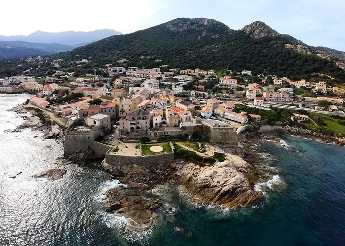 Emplacement Ideal 3 Pieces 50 M De La